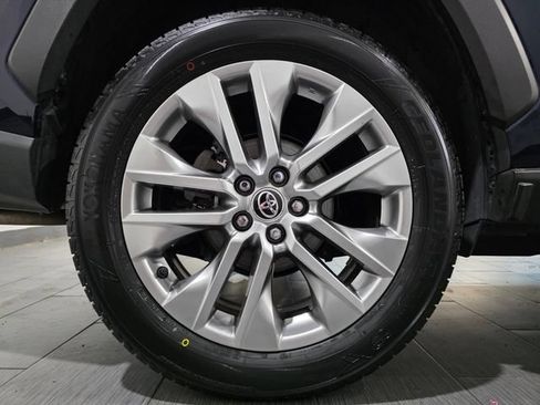 Used 2023 Toyota RAV4 XLE Premium AWD/4WD image 24
