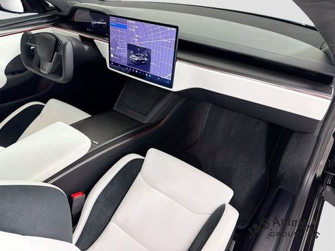 Used 2026 Tesla Model S Plaid AWD/4WD image 37