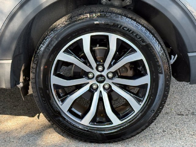 Used 2023 Ford Explorer ST-Line w/ Class IV Trailer Tow Package AWD/4WD image 7