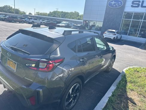 Used 2024 Subaru Crosstrek 2.5i Limited AWD/4WD image 10