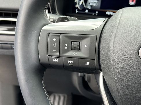 Used 2025 INFINITI QX60 Sensory w/ Vision Package image 24