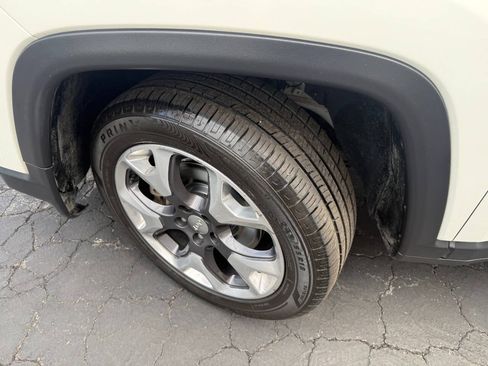 Used 2018 Jeep Compass Limited AWD/4WD image 27