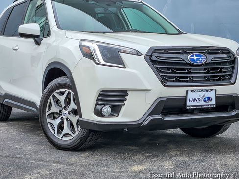Certified 2023 Subaru Forester Premium AWD/4WD image 2