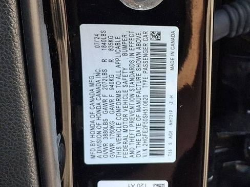 Certified 2025 Honda Civic Sport image 27