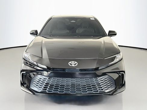 Used 2026 Toyota Camry SE FWD image 2