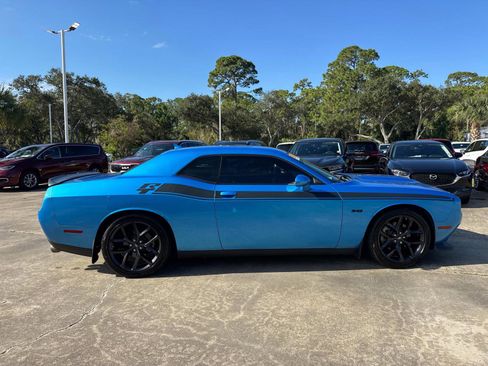 Used 2023 Dodge Challenger R/T w/ Blacktop Package image 2
