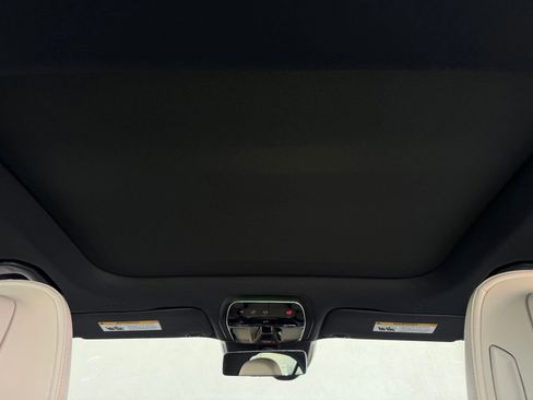 Certified 2023 Mercedes-Benz C 300 Sedan image 4