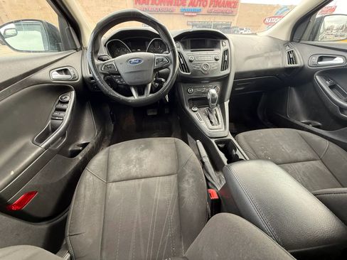 Used 2015 Ford Focus SE image 10