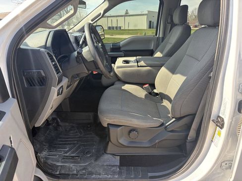 Used 2019 Ford F150 XLT w/ Trailer Tow Package AWD/4WD image 4