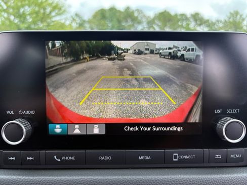 Used 2023 Honda Civic Sport image 19