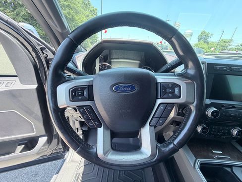 Used 2017 Ford F250 Platinum w/ Platinum Ultimate Package AWD/4WD image 14
