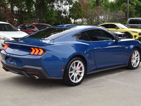 Used 2024 Ford Mustang GT Premium image 7
