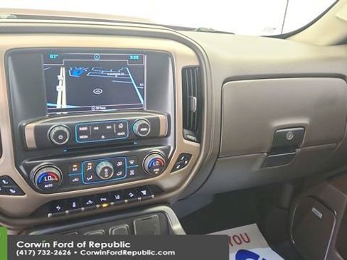 Used 2017 GMC Sierra 2500 Denali w/ Duramax Plus Package image 17