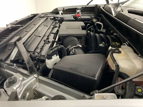 Used 2025 Chevrolet Silverado 1500 High Country w/ Technology Package AWD/4WD image 25