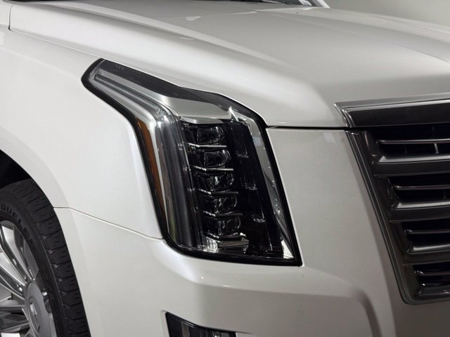 Used 2019 Cadillac Escalade ESV Platinum AWD/4WD image 12
