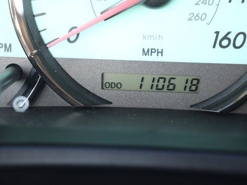 Used 2005 Toyota Solara SLE image 22