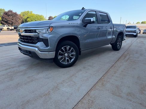 Certified 2024 Chevrolet Silverado 1500 LT AWD/4WD image 7