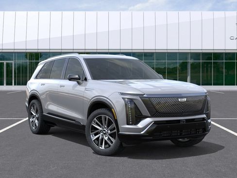 Used 2026 Cadillac Vistiq Luxury w/ LPO, Floor Liner Package AWD/4WD image 31