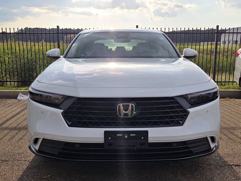 Used 2026 Honda Accord EX-L image 2