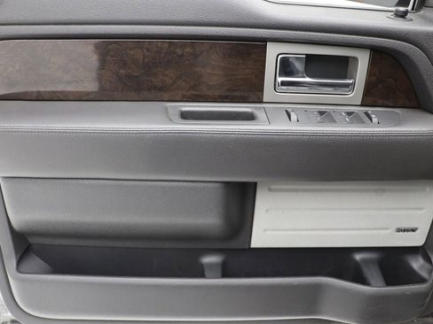 Used 2014 Ford F150 Platinum image 20