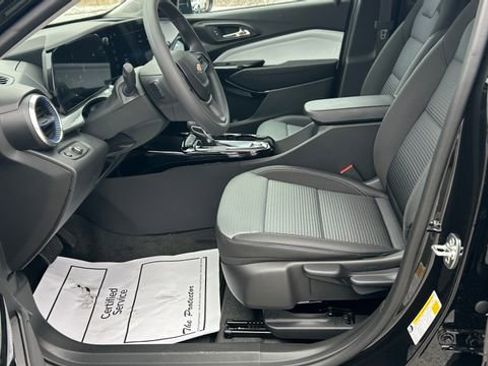 New 2026 Chevrolet Trax LT image 14