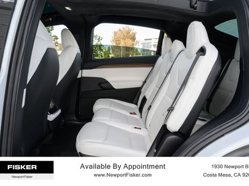 Used 2023 Tesla Model X image 11