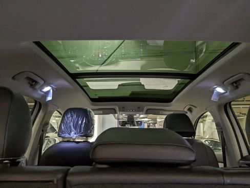 New 2026 Volkswagen Taos SEL image 13