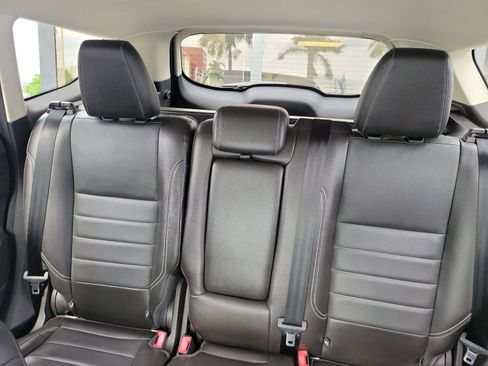 Used 2015 Ford Escape Titanium w/ Equipment Group 301A AWD/4WD image 9