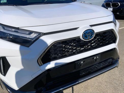 Used 2023 Toyota RAV4 XSE w/ Weather Package image 31