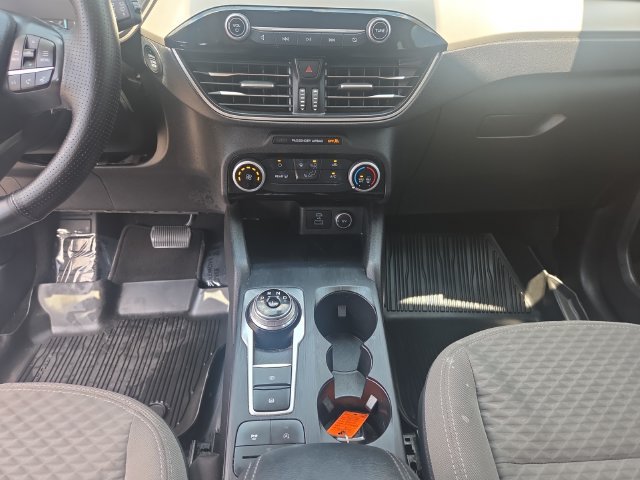 Used 2021 Ford Escape SE FWD image 11