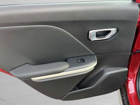 New 2025 Kia K4 GT-Line Turbo image 31