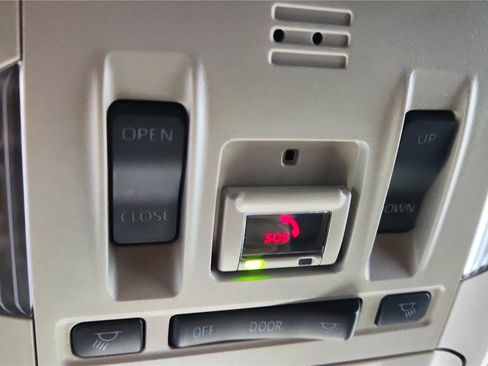 Used 2023 Toyota Highlander XLE image 45