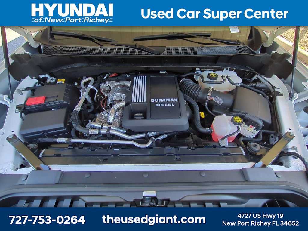 Used 2024 Chevrolet Silverado 1500 LT AWD/4WD image 13