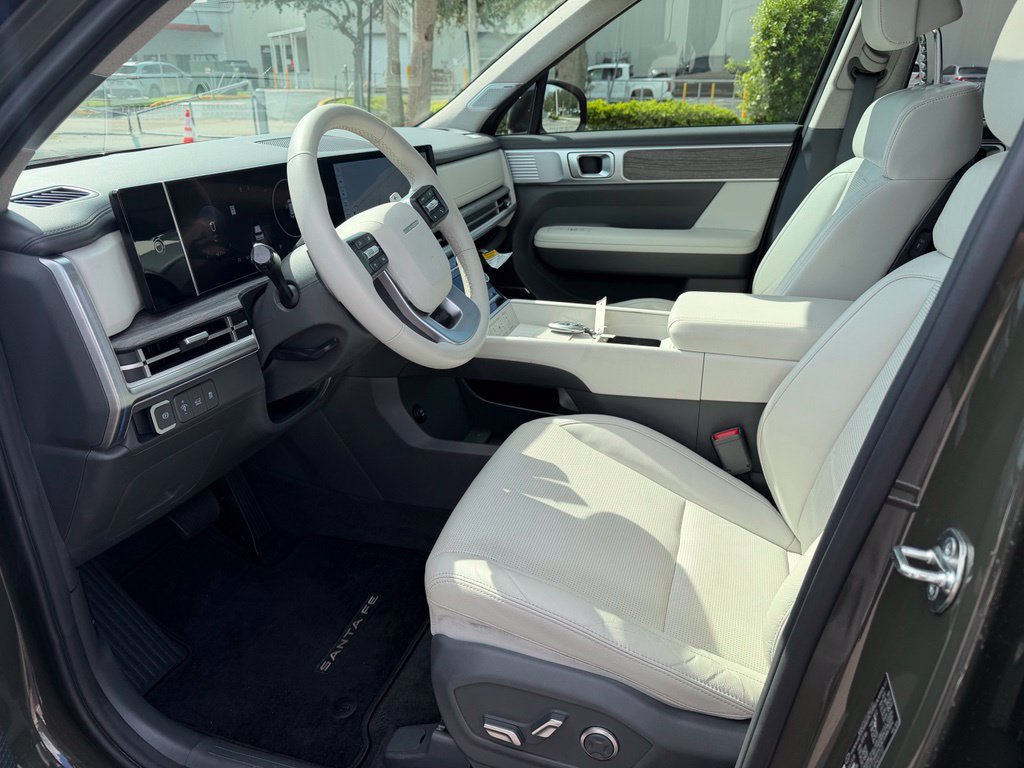 Used 2024 Hyundai Santa Fe Limited FWD image 13