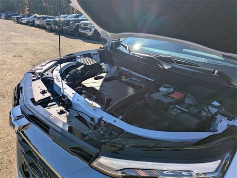 New 2026 Chevrolet Equinox ACTIV w/ Safety and Technology Package image 40