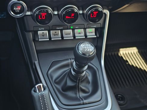 New 2026 Toyota GR86 Premium RWD image 10