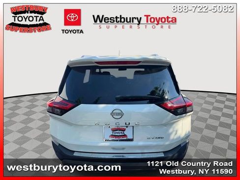 Used 2023 Nissan Rogue SV w/ SV Premium Package AWD/4WD image 6