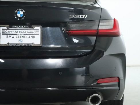 Used 2023 BMW 330i xDrive Sedan w/ Premium Package AWD/4WD image 45