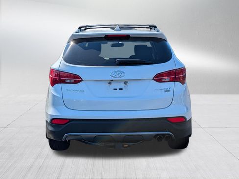 Used 2016 Hyundai Santa Fe Sport 2.0T w/ Option Group 05 AWD/4WD image 4