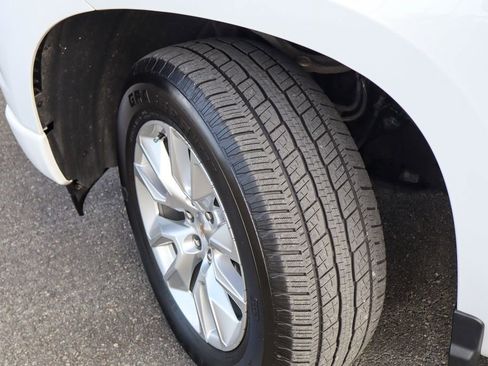 Used 2024 Chevrolet Silverado 1500 Custom image 42