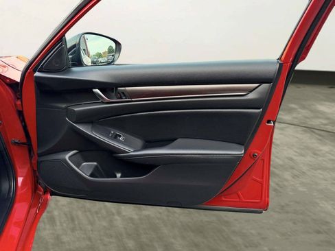 Used 2022 Honda Accord Sport image 27