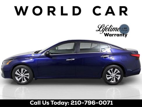 Certified 2024 Nissan Altima 2.5 S image 4