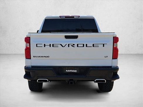 Used 2024 Chevrolet Silverado 1500 LT Trail Boss w/ Convenience Package II AWD/4WD image 13