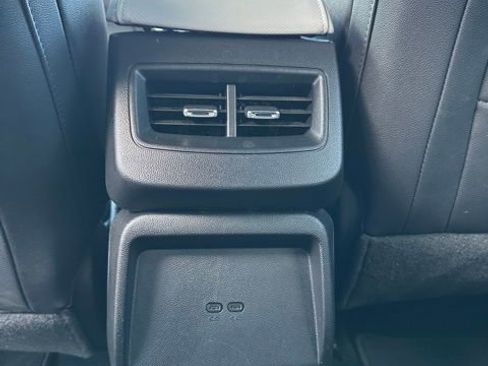 Used 2025 Chevrolet Equinox EV LT FWD image 35