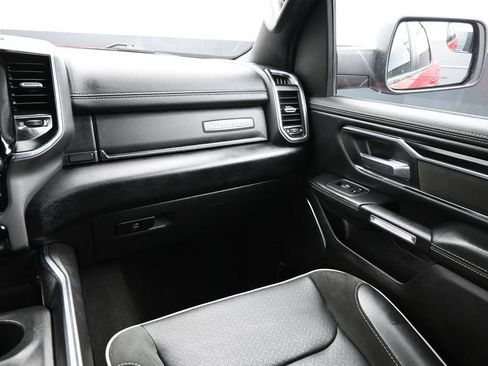 Used 2024 RAM 1500 Laramie RWD image 7