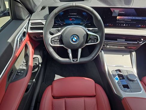 Used 2025 BMW i4 xDrive40i w/ M Sport Package AWD/4WD image 11