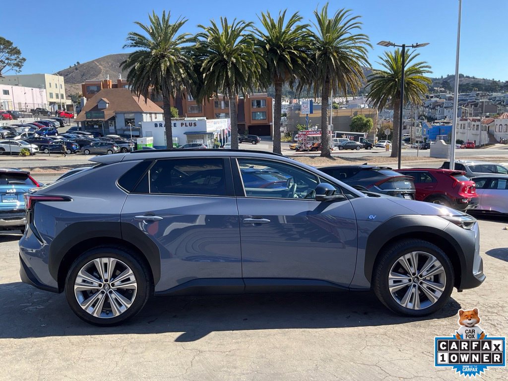 Used 2023 Subaru Solterra AWD image 3