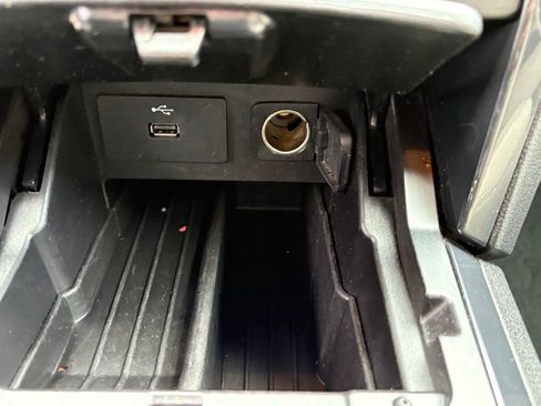 Used 2018 Ford Explorer 4WD image 22