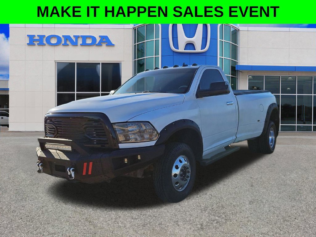 Used 2015 RAM 3500 SLT w/ Popular Equipment Group AWD/4WD image 2