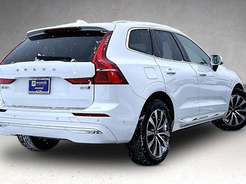 Certified 2023 Volvo XC60 B5 Plus image 6